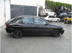 ford escort berlina/turnier del año 1995 2