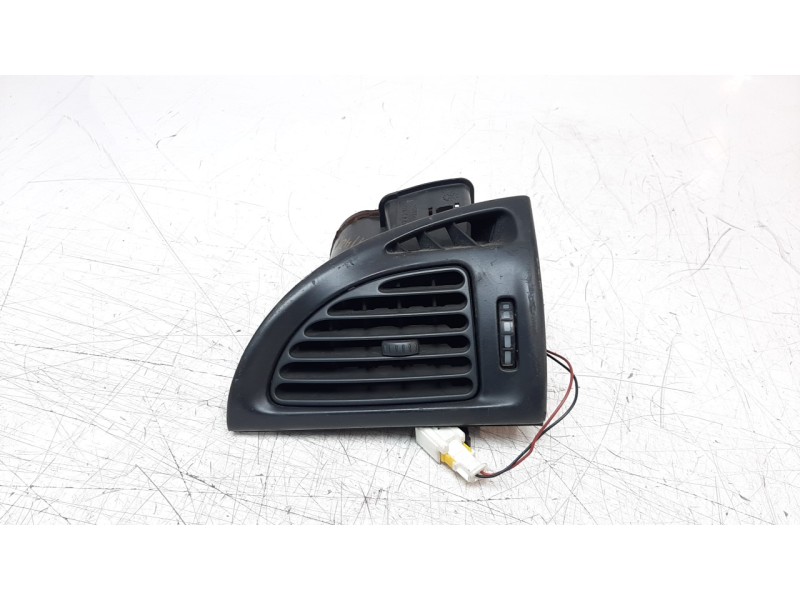 Recambio de rejilla aireadora para citroen c5 berlina 2.2 hdi fap cat (4hx / dw12ed4) referencia OEM IAM 99024210  