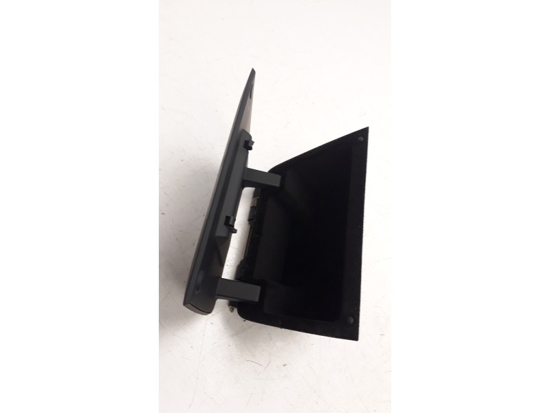 Recambio de guantera para volkswagen golf vii sportsvan 2.0 tdi referencia OEM IAM 517857922D  