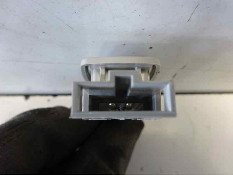 Recambio de luz interior para seat leon (5f1) fr referencia OEM IAM 5F0947109C  