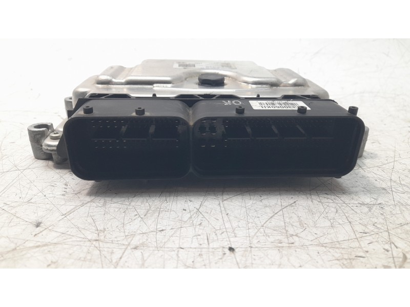 Recambio de centralita motor uce para hyundai kona 1.0 tgdi cat referencia OEM IAM 3910804001  