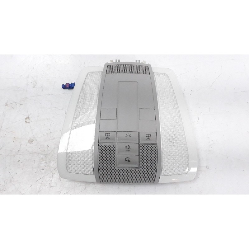 Recambio de luz interior para mercedes-benz clase c (w204) lim. 2.1 cdi cat referencia OEM IAM 2048202001  