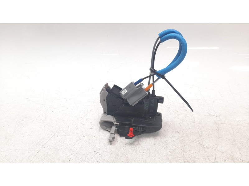 Recambio de cerradura puerta delantera derecha para hyundai kona 1.0 tgdi cat referencia OEM IAM 81320J9010  