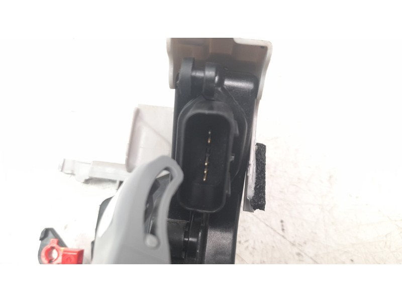 Recambio de cerradura puerta delantera derecha para hyundai kona 1.0 tgdi cat referencia OEM IAM 81320J9010  