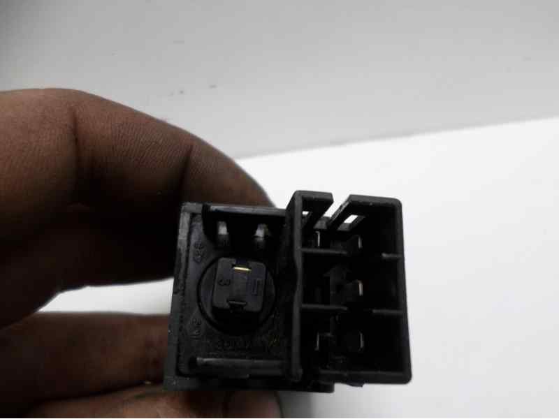 Recambio de interruptor para renault 5 (b/c40) 1.4 referencia OEM IAM   