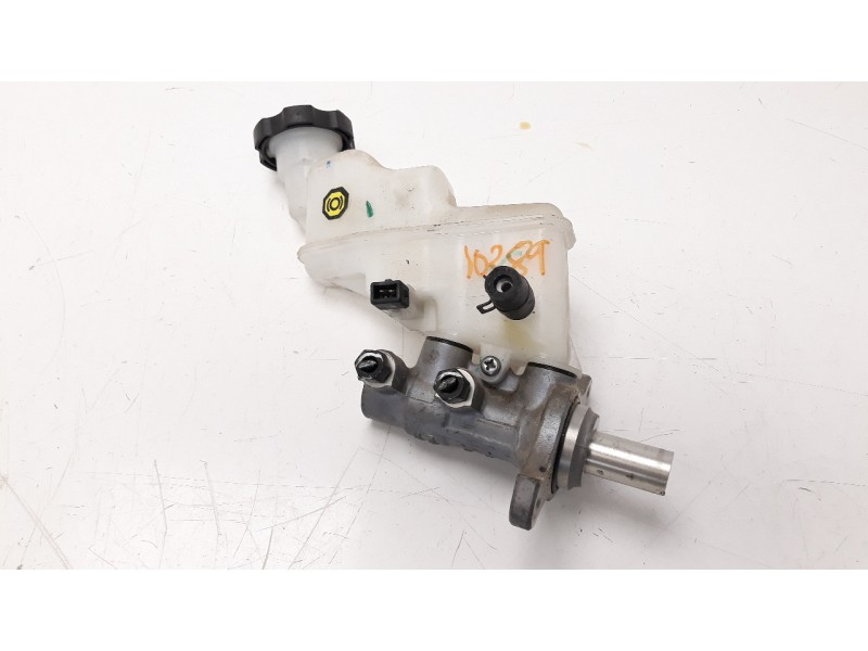Recambio de bomba freno para hyundai i20 1.2 16v cat referencia OEM IAM 58510C8100  