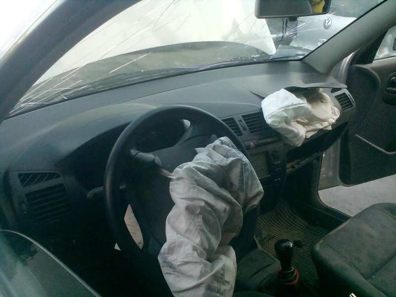 seat ibiza (6k1) del año 2001