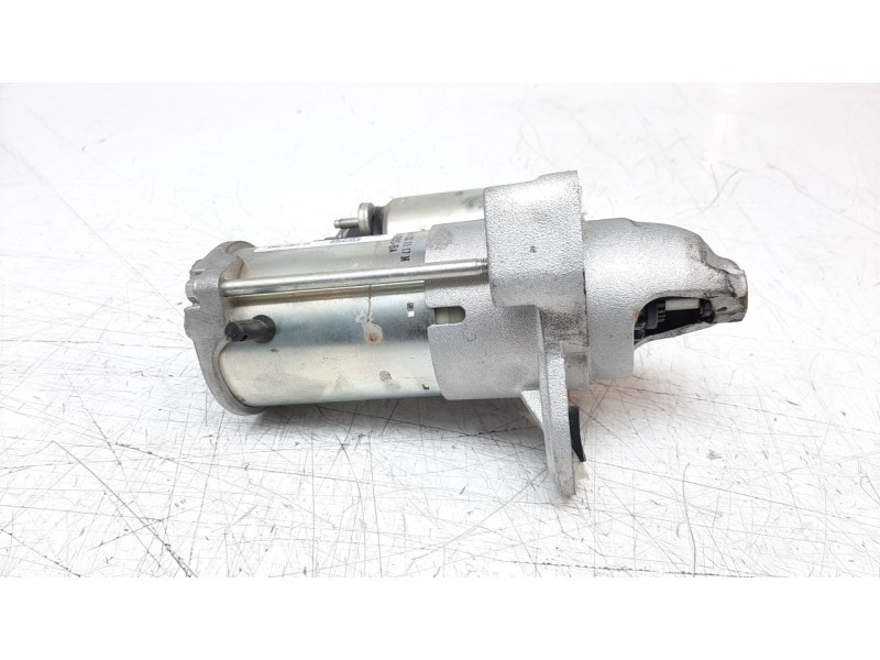 Recambio de motor arranque para dacia sandero 0.9 tce cat referencia OEM IAM 233008820R  