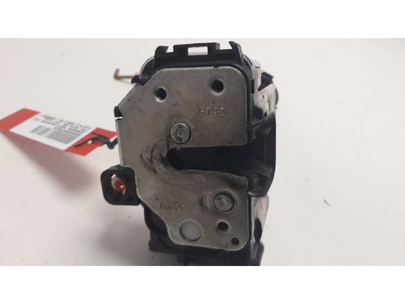 Recambio de cerradura puerta delantera izquierda para fiat nuova 500 (150) lounge referencia OEM IAM 51827413  