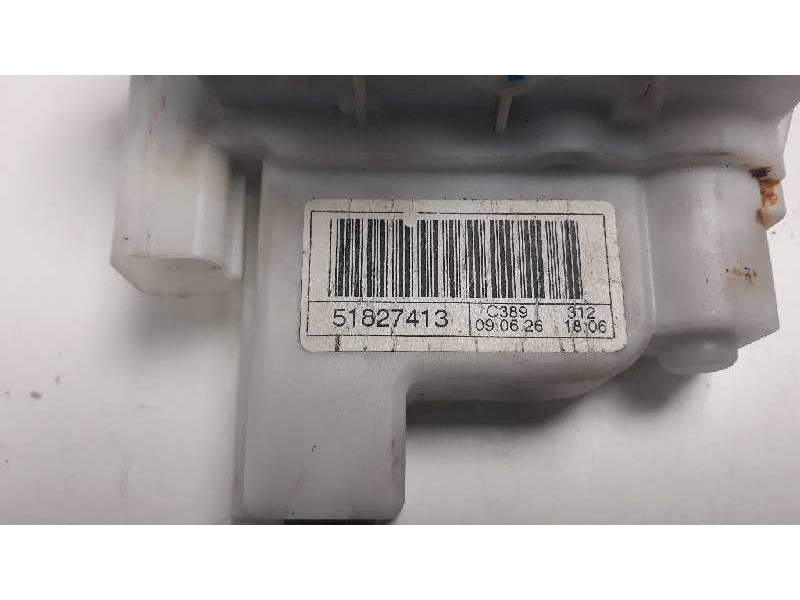 Recambio de cerradura puerta delantera izquierda para fiat nuova 500 (150) lounge referencia OEM IAM 51827413  