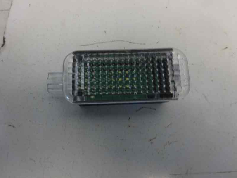 Recambio de luz interior para seat leon (5f1) fr referencia OEM IAM 4E0947415  