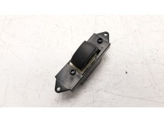 MANDO ELEVALUNAS TRASERO DERECHO MR587944 