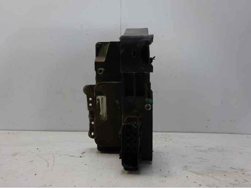 Recambio de cerradura puerta trasera derecha para ford fiesta (cbk) newport referencia OEM IAM   