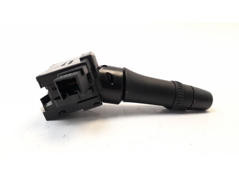 Recambio de mando intermitentes para citroen c4 aircross seduction 2wd referencia OEM IAM 17G688  