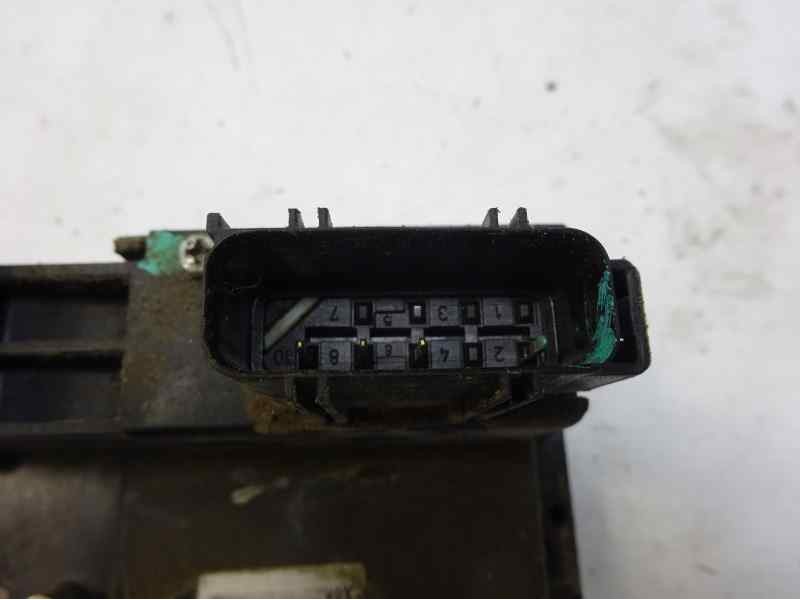 Recambio de cerradura puerta trasera derecha para ford fiesta (cbk) newport referencia OEM IAM   