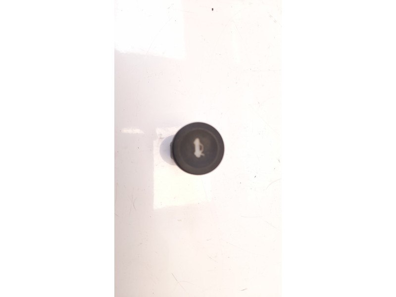 Recambio de interruptor para ford fusion (cbk) 1.4 tdci cat referencia OEM IAM D3L0A  