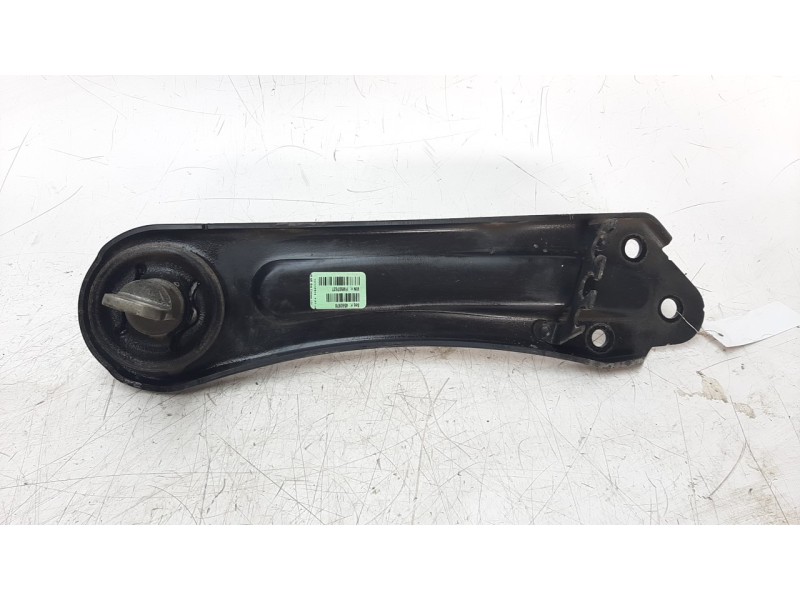 Recambio de brazo suspension inferior trasero izquierdo para jeep cherokee 2.0 m-jet cat referencia OEM IAM 5090045AE  