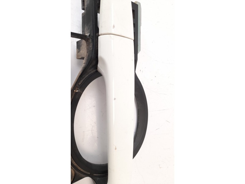 Recambio de maneta exterior delantera derecha para citroen c4 aircross seduction 2wd referencia OEM IAM 9101FQ  