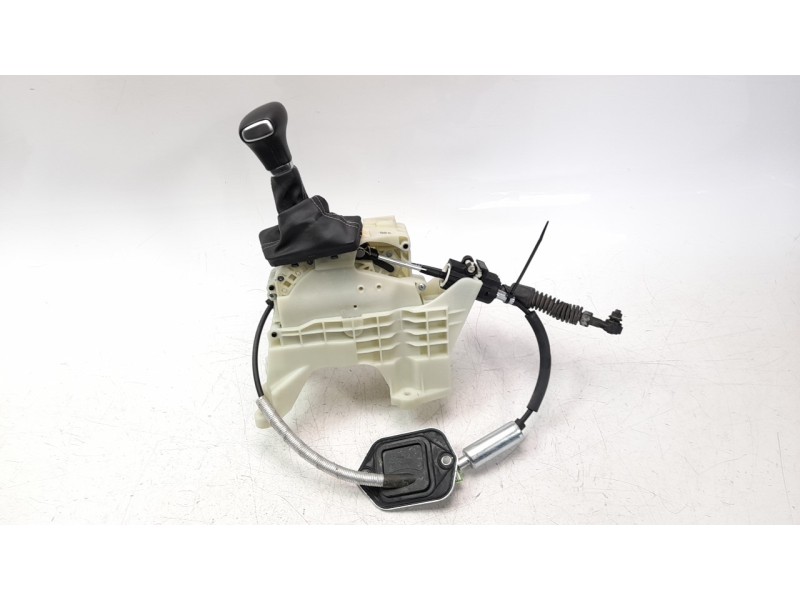 Recambio de palanca cambio para kia niro referencia OEM IAM 46701D4430  