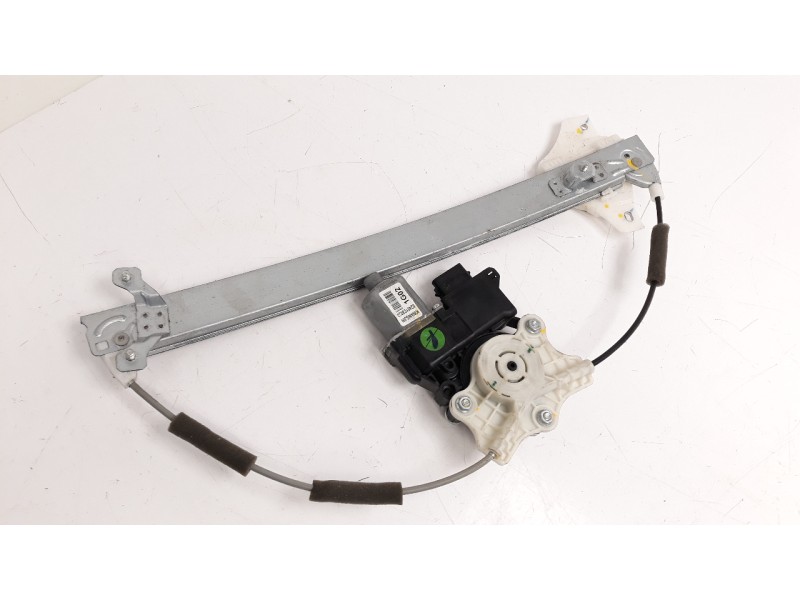 Recambio de elevalunas delantero izquierdo para hyundai i20 1.2 16v cat referencia OEM IAM 82401C8020  