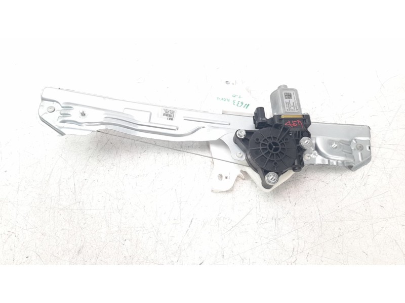 Recambio de elevalunas trasero derecho para hyundai kona 1.0 tgdi cat referencia OEM IAM 83402J9000  