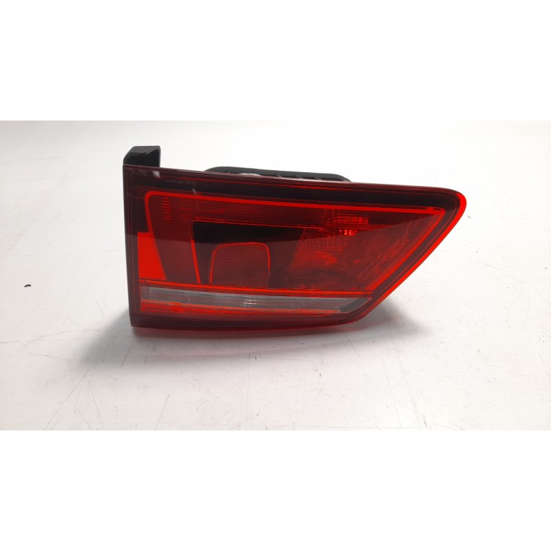 Recambio de piloto trasero derecho interior para volkswagen golf vii sportsvan 2.0 tdi referencia OEM IAM 510945094M  