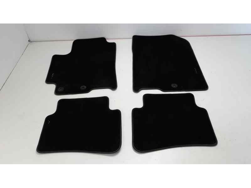 Recambio de juego alfombrillas para kia rio (yb) concept referencia OEM IAM H8143ADE00  
