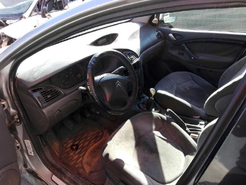 citroen c5 berlina del año 2001