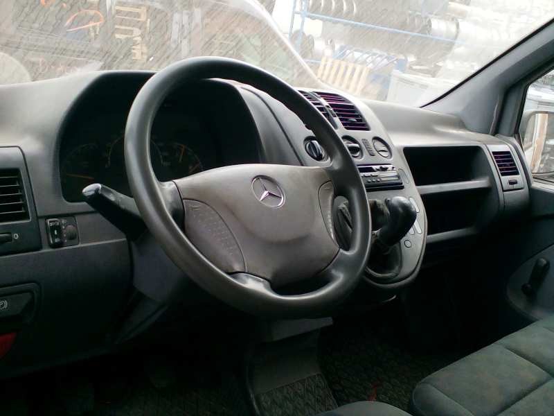 mercedes-benz vito (w638) caja cerrada del año 2002