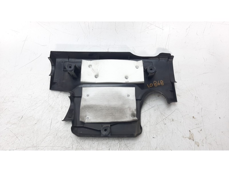 Recambio de tapa motor para toyota rav 4 referencia OEM IAM 1260136060  