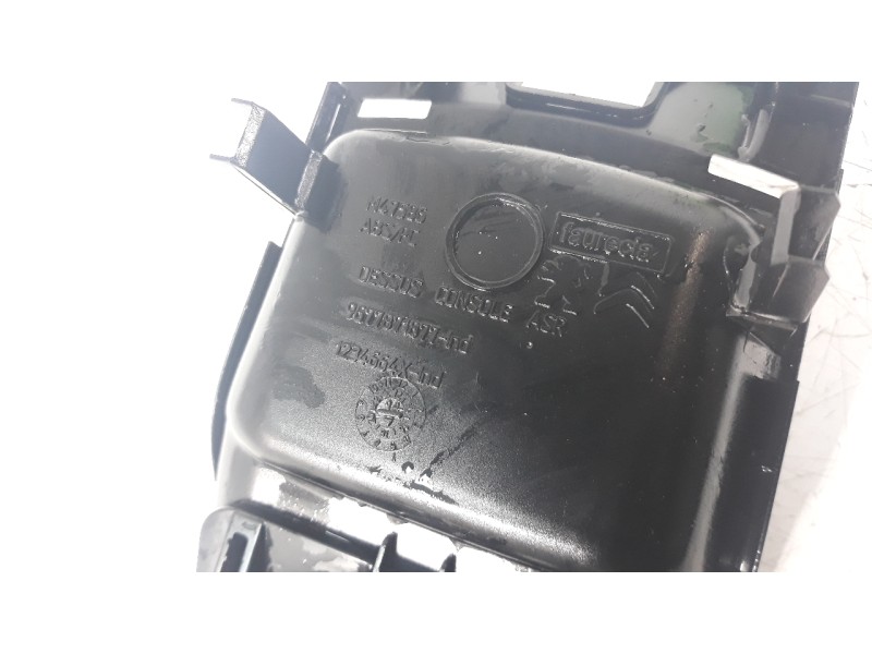 Recambio de moldura para peugeot 2008 (--.2013) 1.6 blue-hdi fap referencia OEM IAM 9677871877  