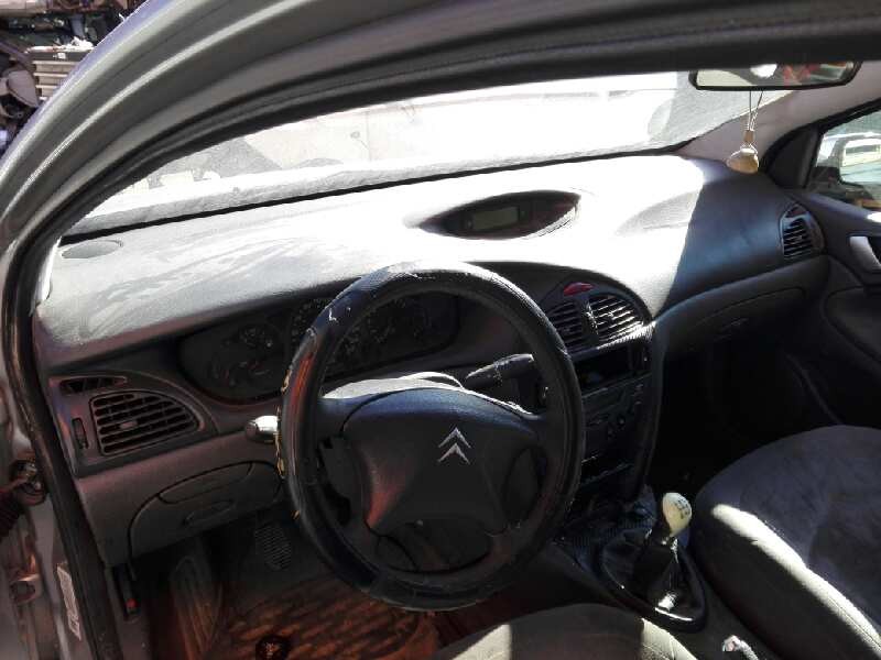 citroen c5 berlina del año 2001