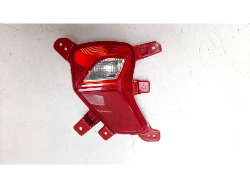 Recambio de piloto marcha atras para kia niro referencia OEM IAM 92406G5500  