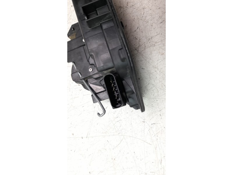 Recambio de cerradura puerta delantera izquierda para bmw serie 2 active tourer (u06) 225 e xdrive referencia OEM IAM 795613509 