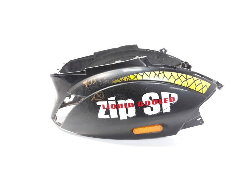 Recambio de moldura para piaggio (vespa) zip referencia OEM IAM 575406  