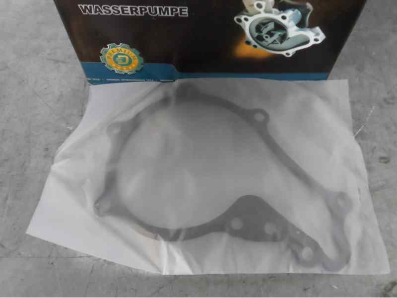 Recambio de bomba agua para ford fiesta (cbk) ghia referencia OEM IAM 1147585 A310795P C122