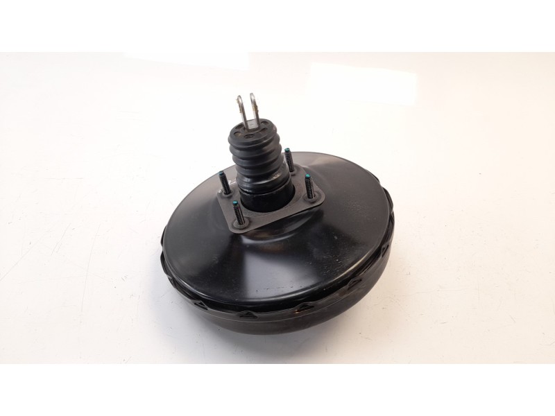 Recambio de servofreno para citroen c4 aircross seduction 2wd referencia OEM IAM 754680A175  