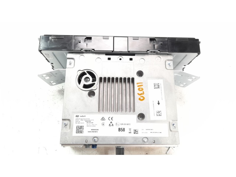 Recambio de sistema navegacion gps para kia niro referencia OEM IAM 96560G5580  