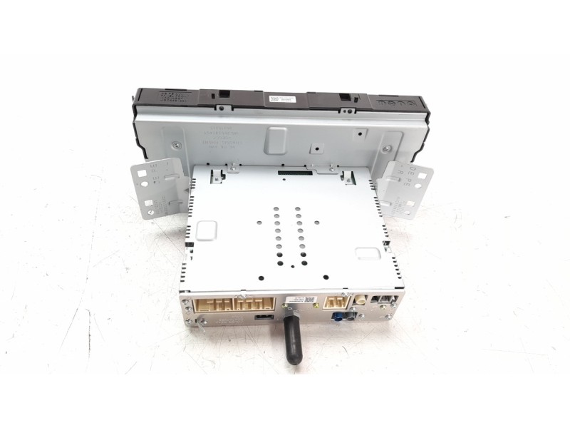 Recambio de sistema navegacion gps para kia niro referencia OEM IAM 96560G5580  