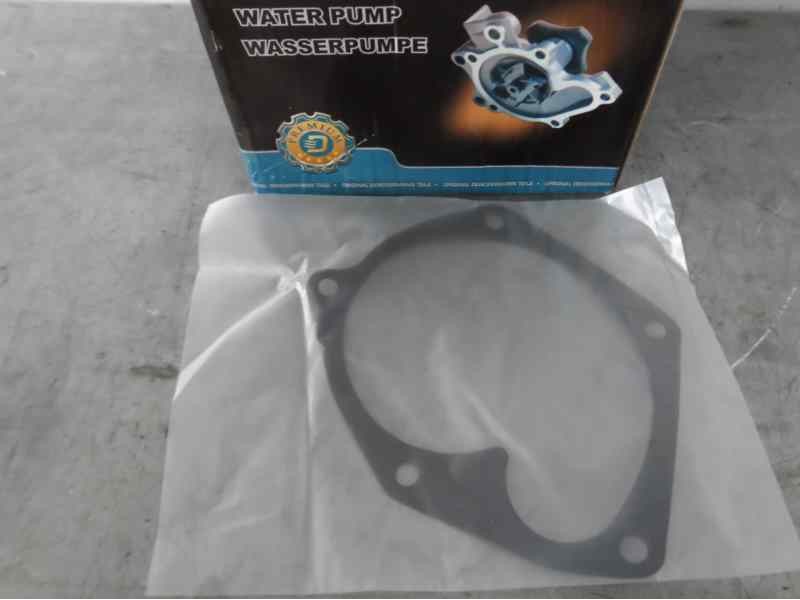 Recambio de bomba agua para renault clio ii fase ii (b/cb0) authentique referencia OEM IAM 7701475995 A310909P 1746