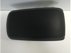 Recambio de apoyabrazos central para mercedes-benz clase cla (w117) cla 200 cdi (117.308) referencia OEM IAM A2466805302 1246042 2