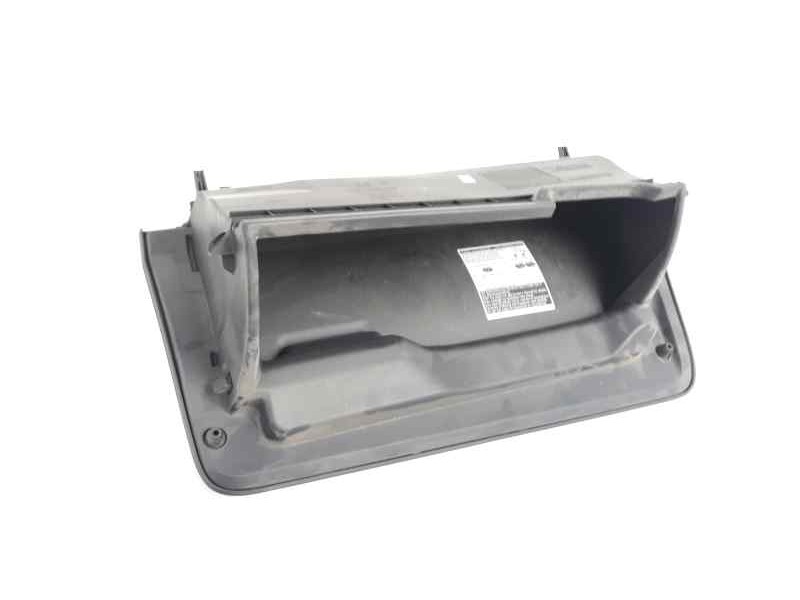 Recambio de guantera para toyota yaris hybrid active referencia OEM IAM 555510D150  