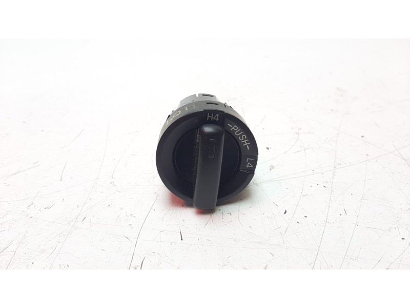 Recambio de interruptor para toyota land cruiser (j15) 2.8 cat referencia OEM IAM 8422360020 135625 