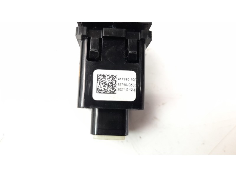 Recambio de warning para kia niro referencia OEM IAM 98790G5000  