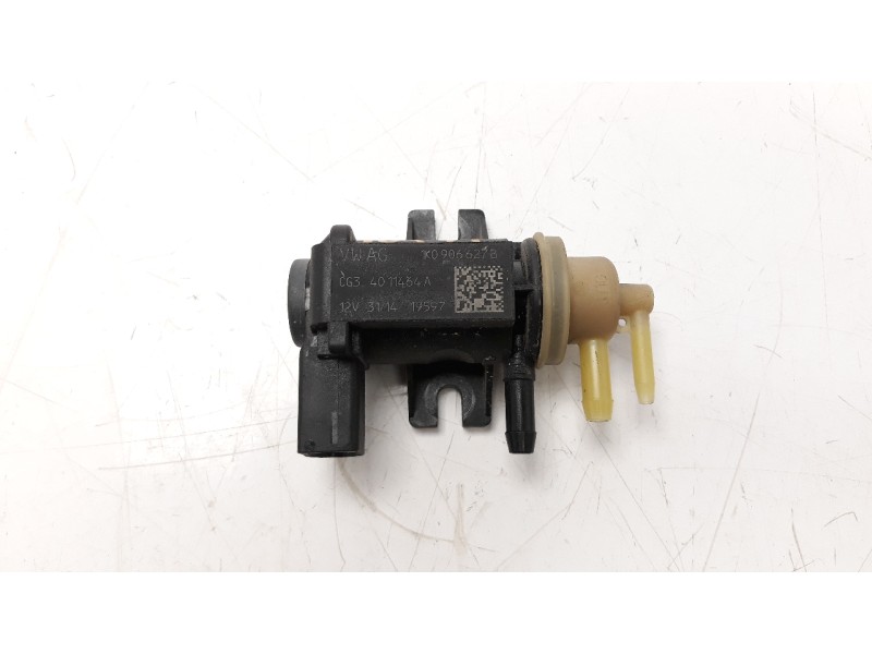 Recambio de valvula aire adicional para volkswagen golf vii sportsvan 2.0 tdi referencia OEM IAM 1K0906627B  