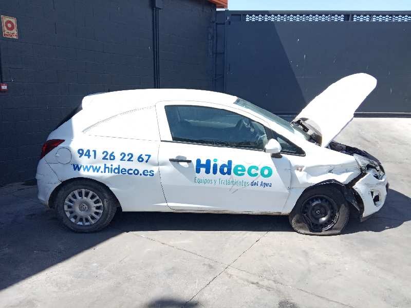 opel corsa d del año 2012