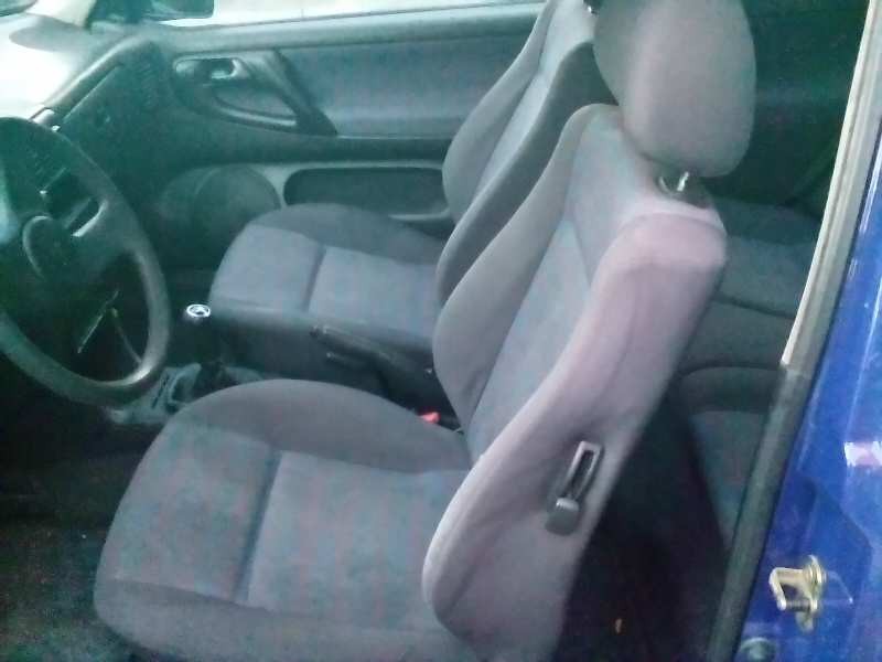 volkswagen polo berlina (6n1) del año 1998