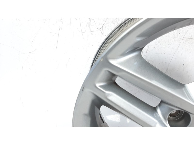 Recambio de llanta para hyundai kona 1.0 tgdi cat referencia OEM IAM 52910J9100  