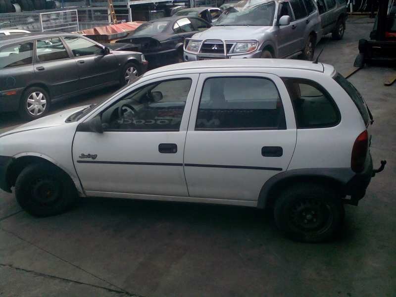 opel corsa b del año 1995