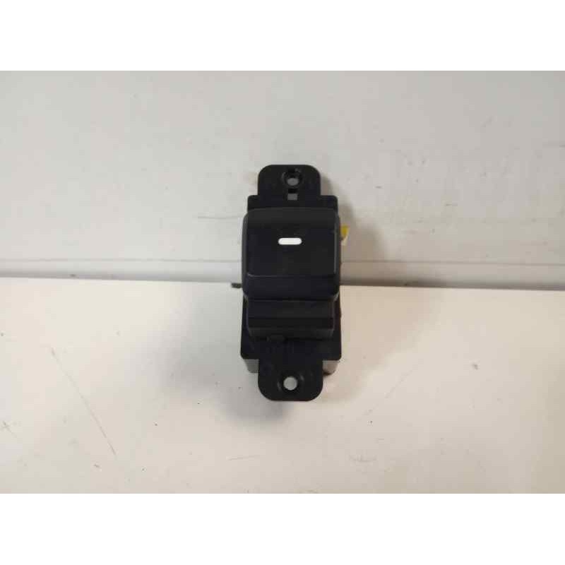 Recambio de mando elevalunas trasero derecho para hyundai i20 1.2 16v cat referencia OEM IAM 93580C8000 IAF420087 EWSHY044
